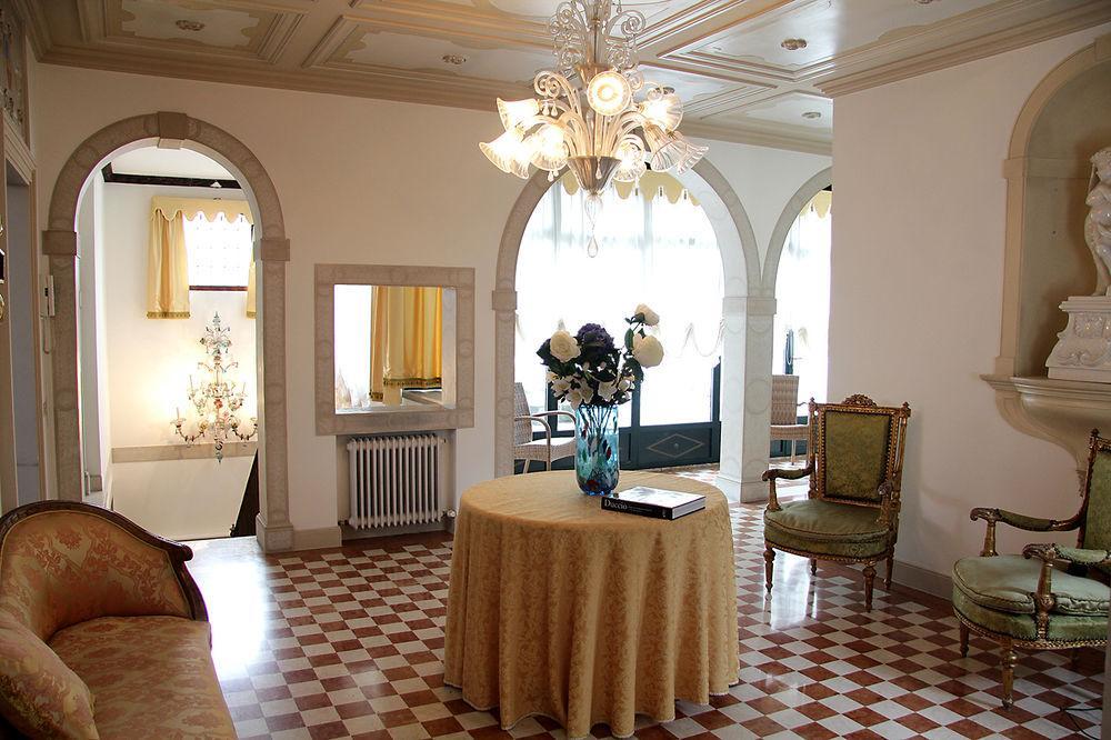 Domus Dotti V Guest House Trévise Extérieur photo