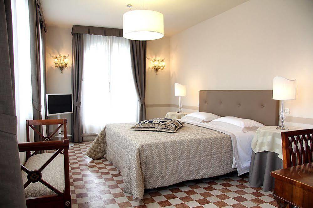 Domus Dotti V Guest House Trévise Extérieur photo